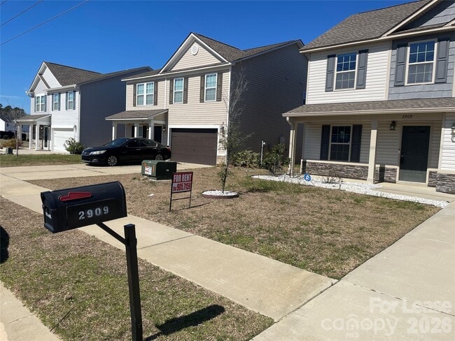 2909 Old Field Rd in Sumter, SC - Building Photo - Building Photo