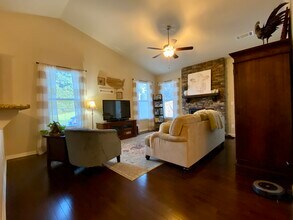 22 Misty Oak Ln in Dallas, GA - Building Photo - Building Photo
