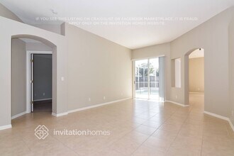 2614 Brookville Dr in Valrico, FL - Building Photo - Building Photo