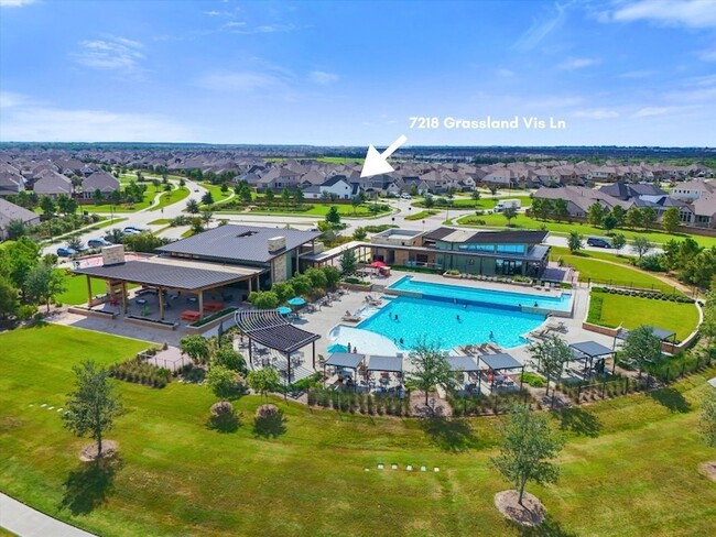 property at 7218 Grassland Vis Ln