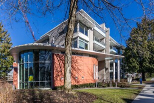 Heather Place in Vancouver, BC - Building Photo