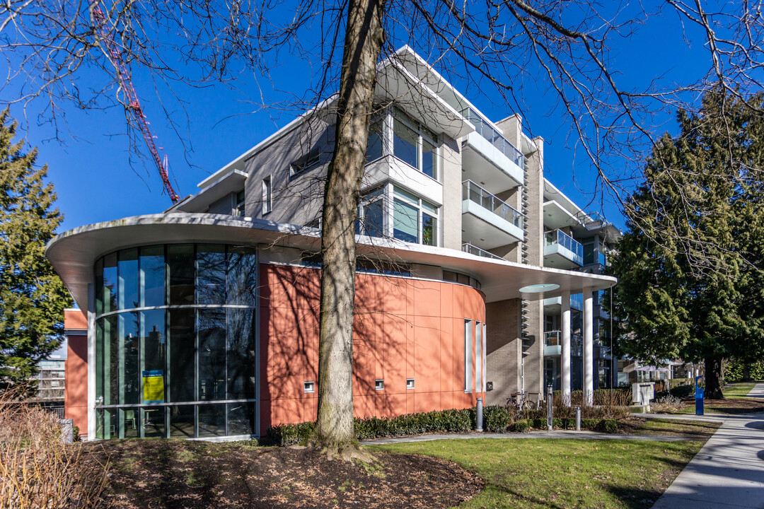 Heather Place in Vancouver, BC - Building Photo