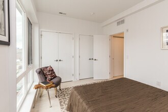 1229 Lecount St, Unit C in Philadelphia, PA - Foto de edificio - Building Photo