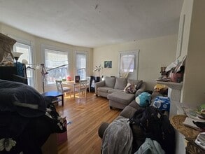 41 Auburn St, Unit 2 in Brookline, MA - Foto de edificio - Building Photo