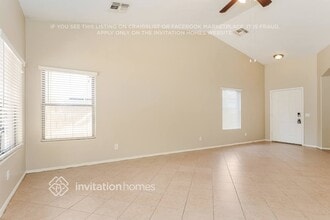 9121 W MacKenzie Dr in Phoenix, AZ - Building Photo - Building Photo