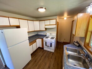 1020 2nd Ave N in Moorhead, MN - Building Photo - Building Photo