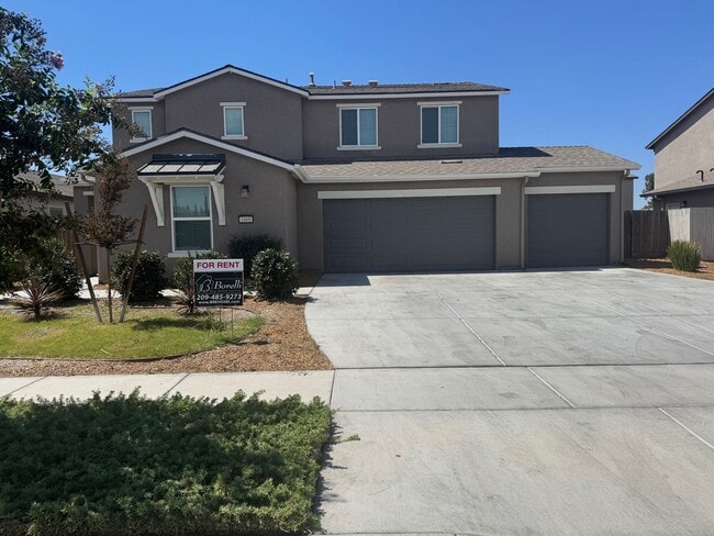 property at 1809 Columbia Dr