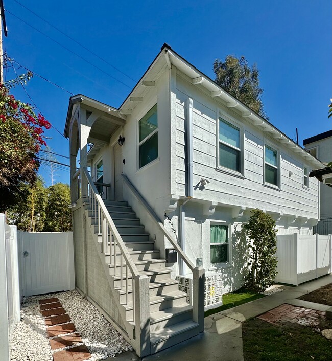 4522 Laurel Canyon Blvd in Valley Village, CA - Building Photo - Building Photo