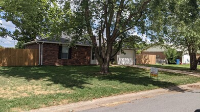 1194 Flint Pl in Gentry, AR - Building Photo - Building Photo