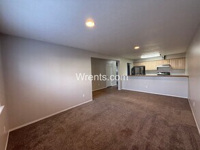 1008-1010 E Ermina Ave in Spokane, WA - Building Photo - Building Photo