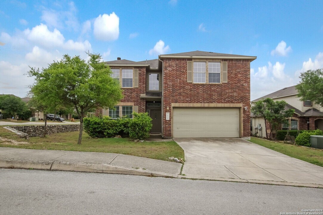 3614 Bramble Pass in San Antonio, TX - Building Photo