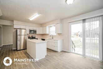 3183 Innisbrook Ct in Pickerington, OH - Foto de edificio - Building Photo