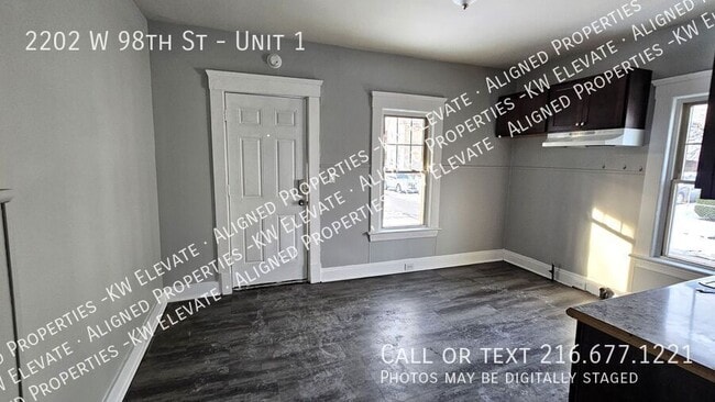 2202 W 98th St in Cleveland, OH - Building Photo - Building Photo