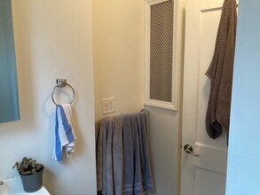 25 Salisbury Rd, Unit 6 in Brookline, MA - Building Photo - Building Photo