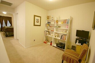 24654 Folkstone Cir in Katy, TX - Foto de edificio - Building Photo