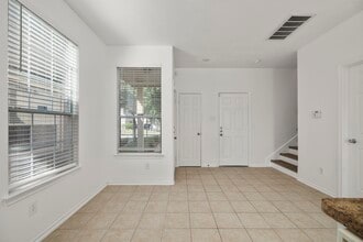 2911 Hackamore Hollow Ln in Houston, TX - Building Photo - Building Photo