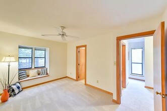 130 E Longview St in Chapel Hill, NC - Building Photo - Building Photo