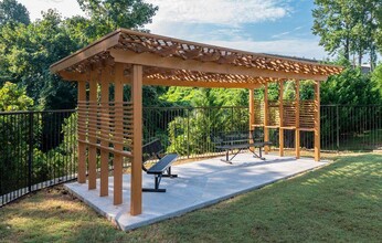 Spalding Vue in Peachtree Corners, GA - Building Photo - Building Photo
