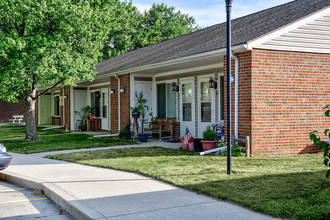 Crawford Place in Upper Sandusky, OH - Building Photo - Building Photo