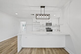 1404 Des Jardines St in Houston, TX - Building Photo - Building Photo