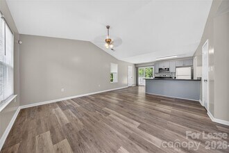 2332 Eargle Rd in Charlotte, NC - Building Photo - Building Photo