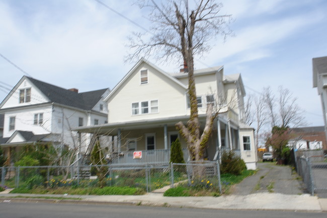 145 Garfield Ave in Long Branch, NJ - Building Photo - Building Photo