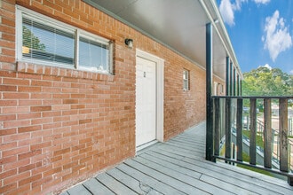 6518 Weston St in Houston, TX - Building Photo - Building Photo