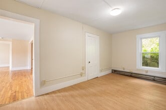 290 Main St in Littleton, NH - Building Photo - Building Photo