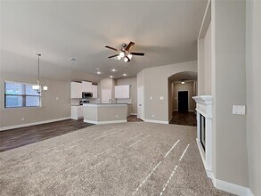 633 Comal Dr in Crandall, TX - Building Photo - Building Photo