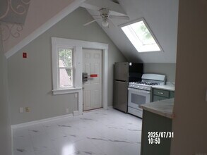 72 Washington Ave in Hamden, CT - Building Photo - Building Photo
