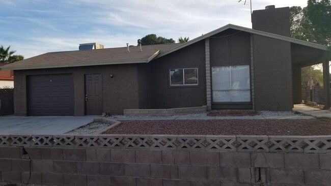 property at 3913 Grass Valley Pl