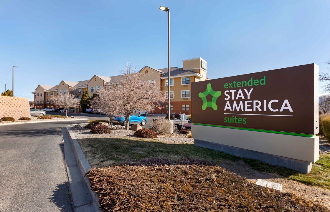 Furnished Studio-Albuquerque - Rio Rancho in Rio Rancho, NM - Foto de edificio