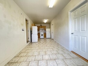 6789 Gilley Ave in Burnaby, BC - Building Photo - Building Photo