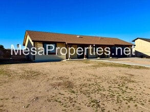 12636 Mystic Dr in Victorville, CA - Building Photo - Building Photo