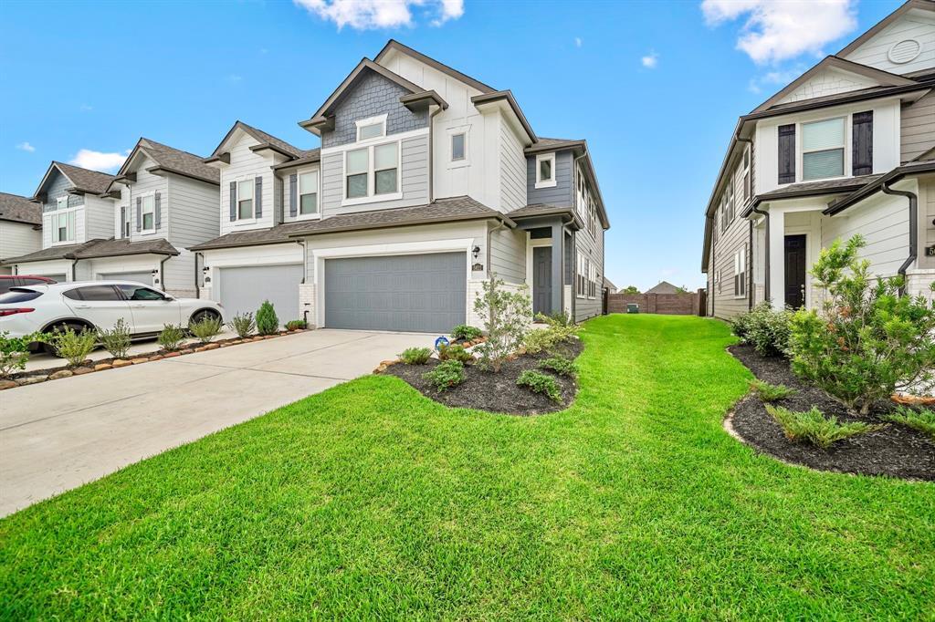 5621 Hyde Park Dr in Pasadena, TX - Building Photo