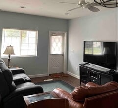 1211 W 6th St in Mishawaka, IN - Building Photo - Building Photo