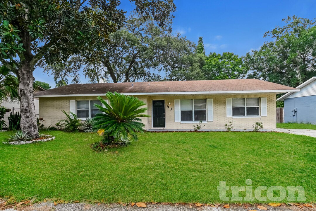 1212 Citrus Hill Ct, Unit 03-03-0816 in Seffner, FL - Building Photo