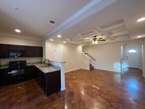 16810 Showdown Path in Selma, TX - Building Photo - Building Photo