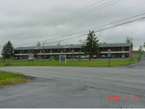 Apartment Complex in Johnson City, TN - Foto de edificio - Building Photo