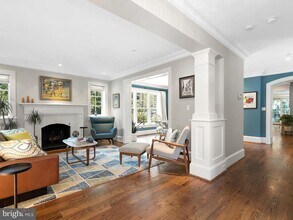 4400 Elm St in Chevy Chase, MD - Building Photo - Building Photo