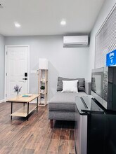 2621 Wallace Ave in Fullerton, CA - Building Photo - Building Photo