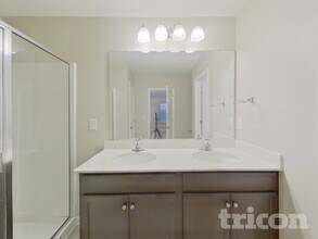 2688 Mcintosh St, Unit 01-318 in Dallas, NC - Foto de edificio - Building Photo