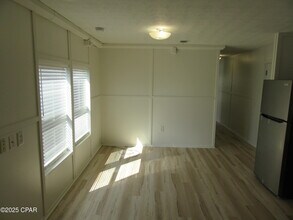 102 Sims Ave in Panama City, FL - Building Photo - Building Photo