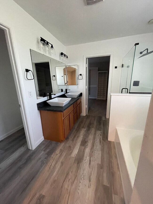 property at 15410 W Mercer Ln