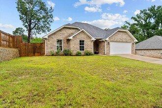 17459 CR 4108 in Lindale, TX - Foto de edificio - Building Photo