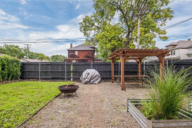 1600 Central St-Unit -1604 in Detroit, MI - Building Photo - Building Photo