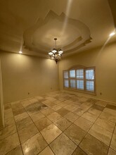 103 Lake Geneva Dr in Laredo, TX - Building Photo - Building Photo