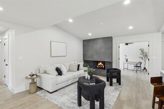 12540 High Meadow Dr in Dallas, TX - Building Photo - Building Photo