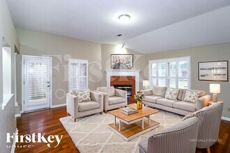 1529 Appling Wood Cove S, Unit 4-427 in Cordova, TN - Foto de edificio - Building Photo