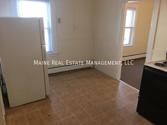 124 York St in Bangor, ME - Building Photo - Building Photo